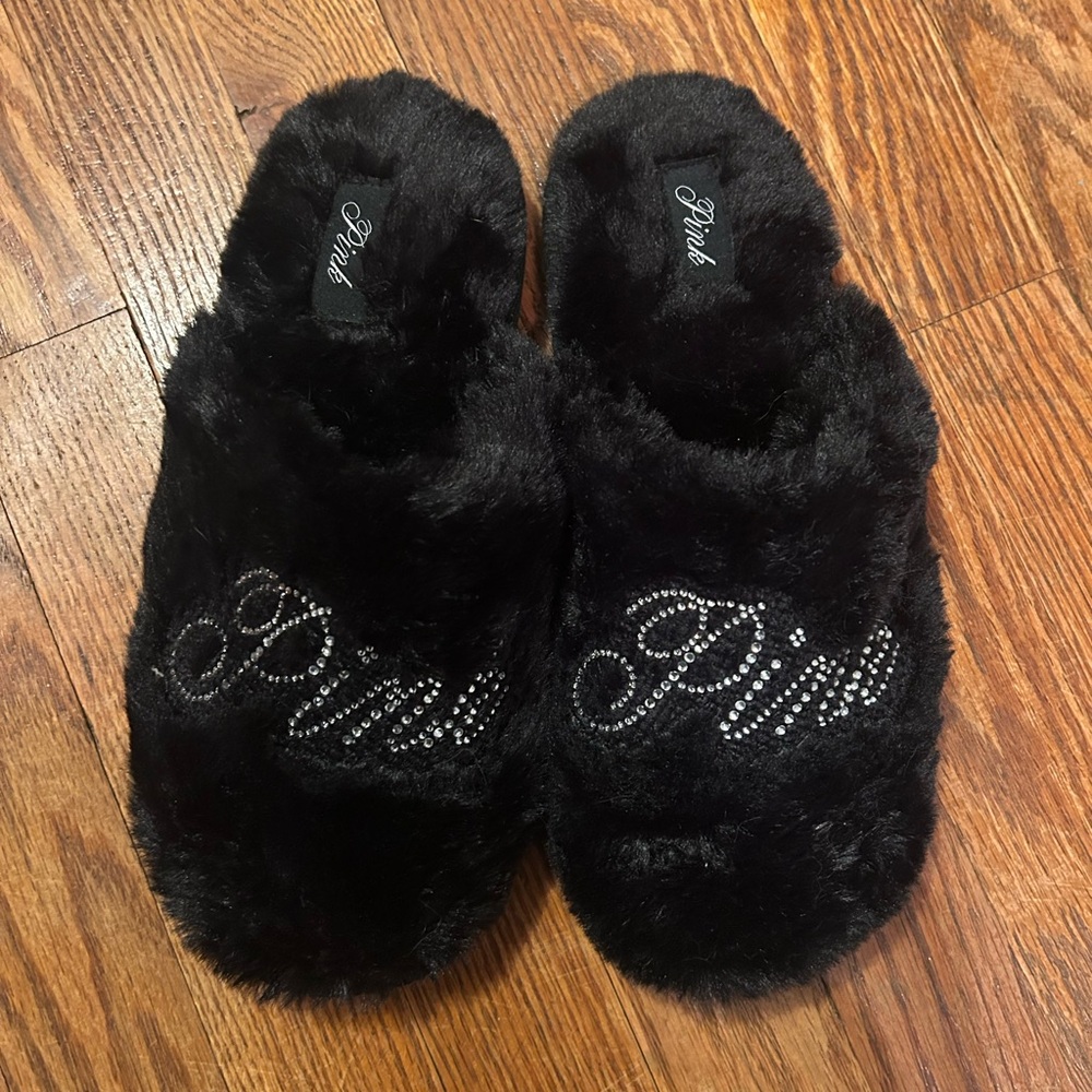 PINK Victoria's Secret Black Plush Slippers
